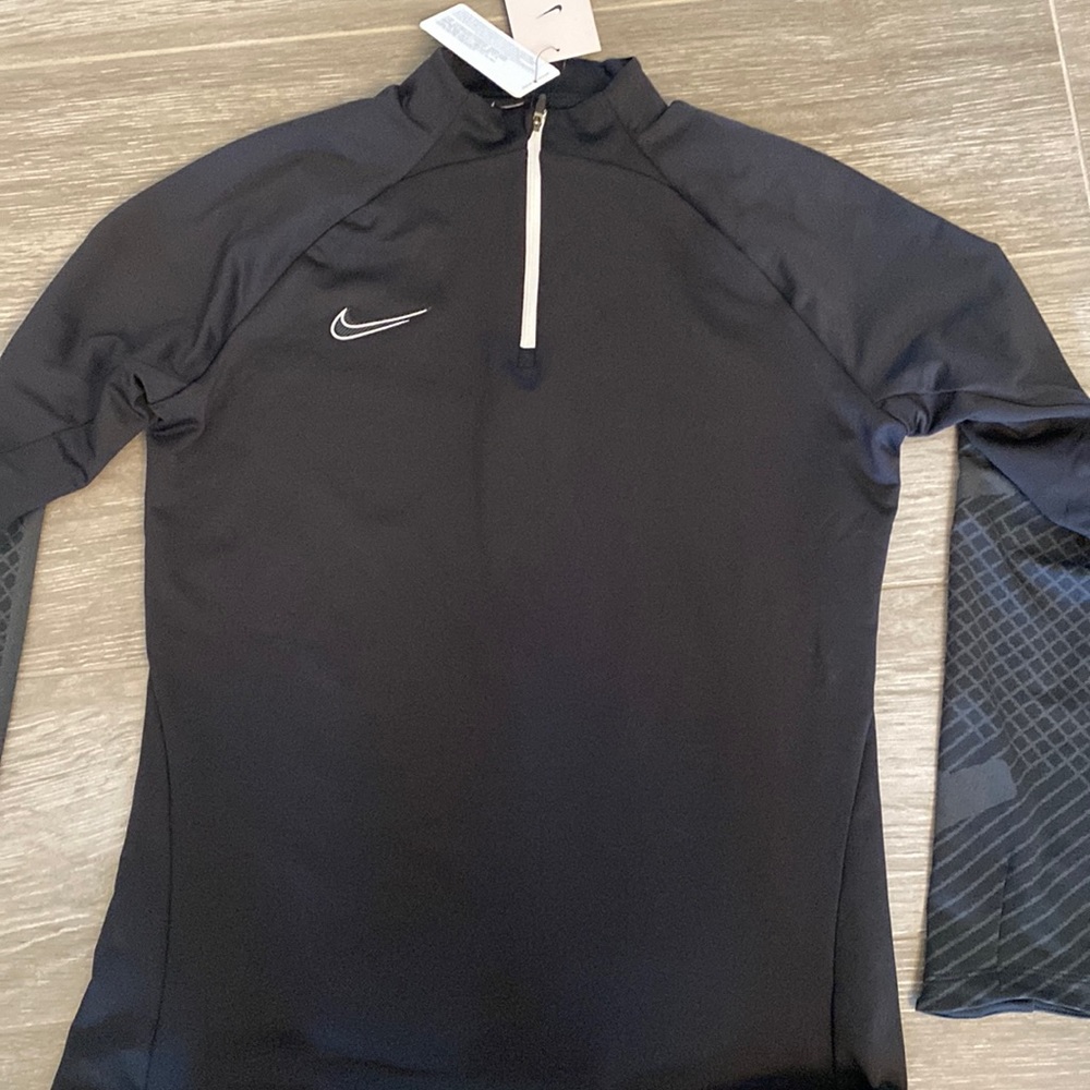 Nike Dri-Fit long sleeve shirt
